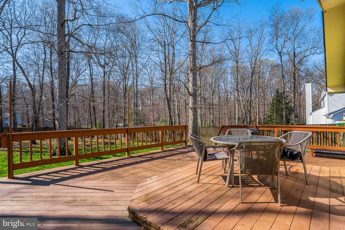 LAUREL BRANCH - Residential