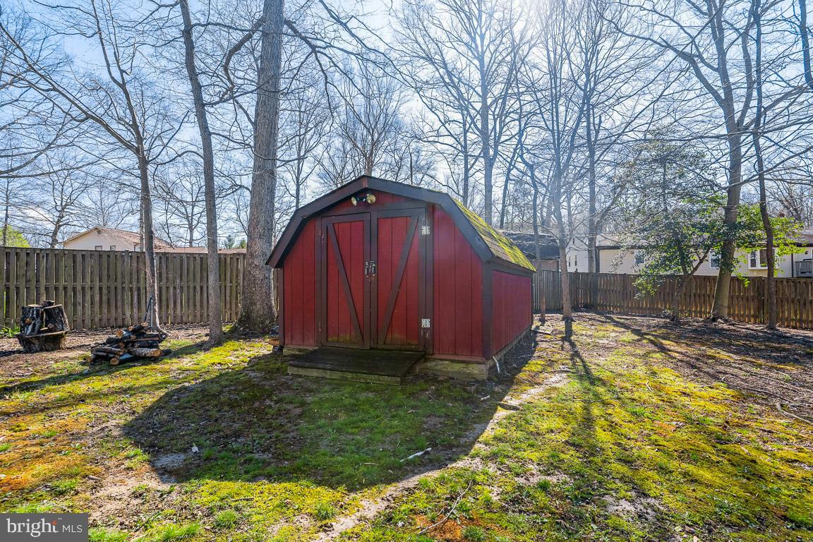 LAUREL BRANCH - Residential