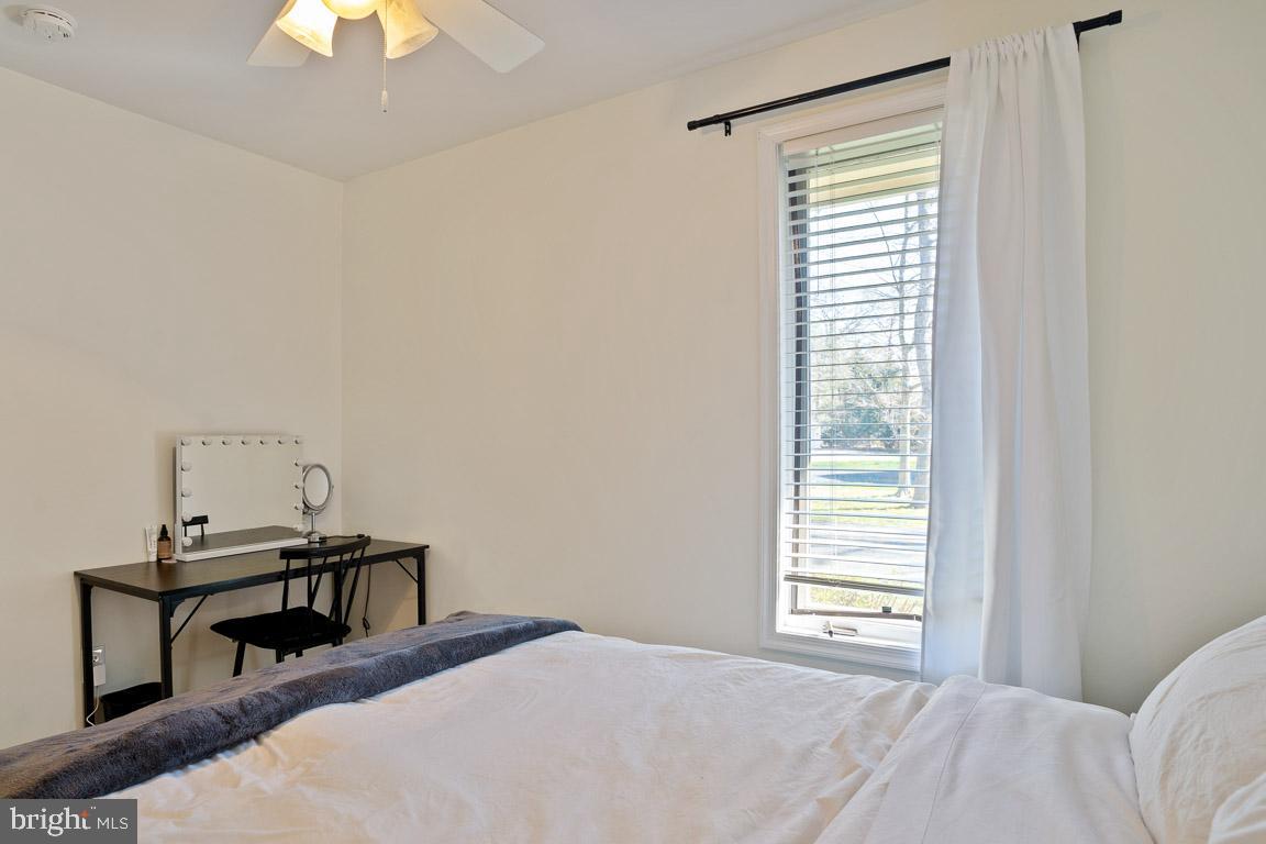 LAUREL BRANCH - Residential