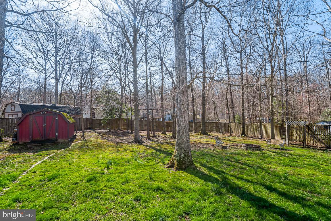 LAUREL BRANCH - Residential