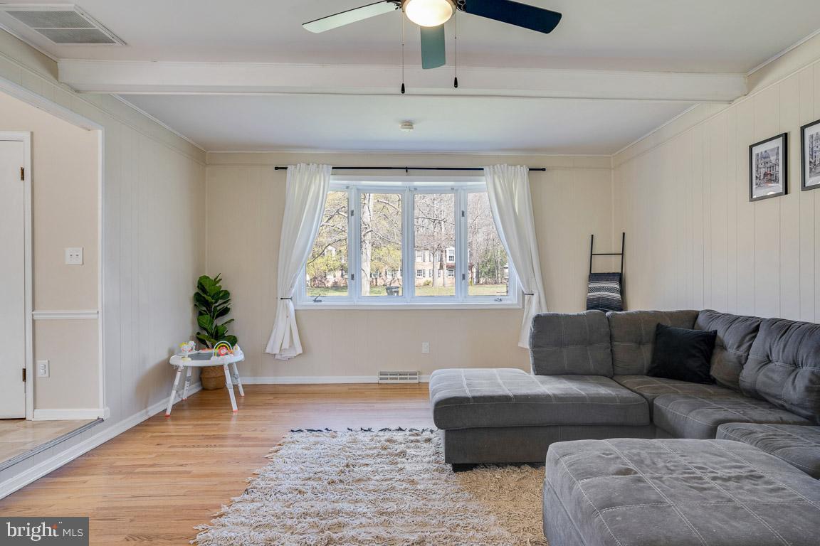 LAUREL BRANCH - Residential