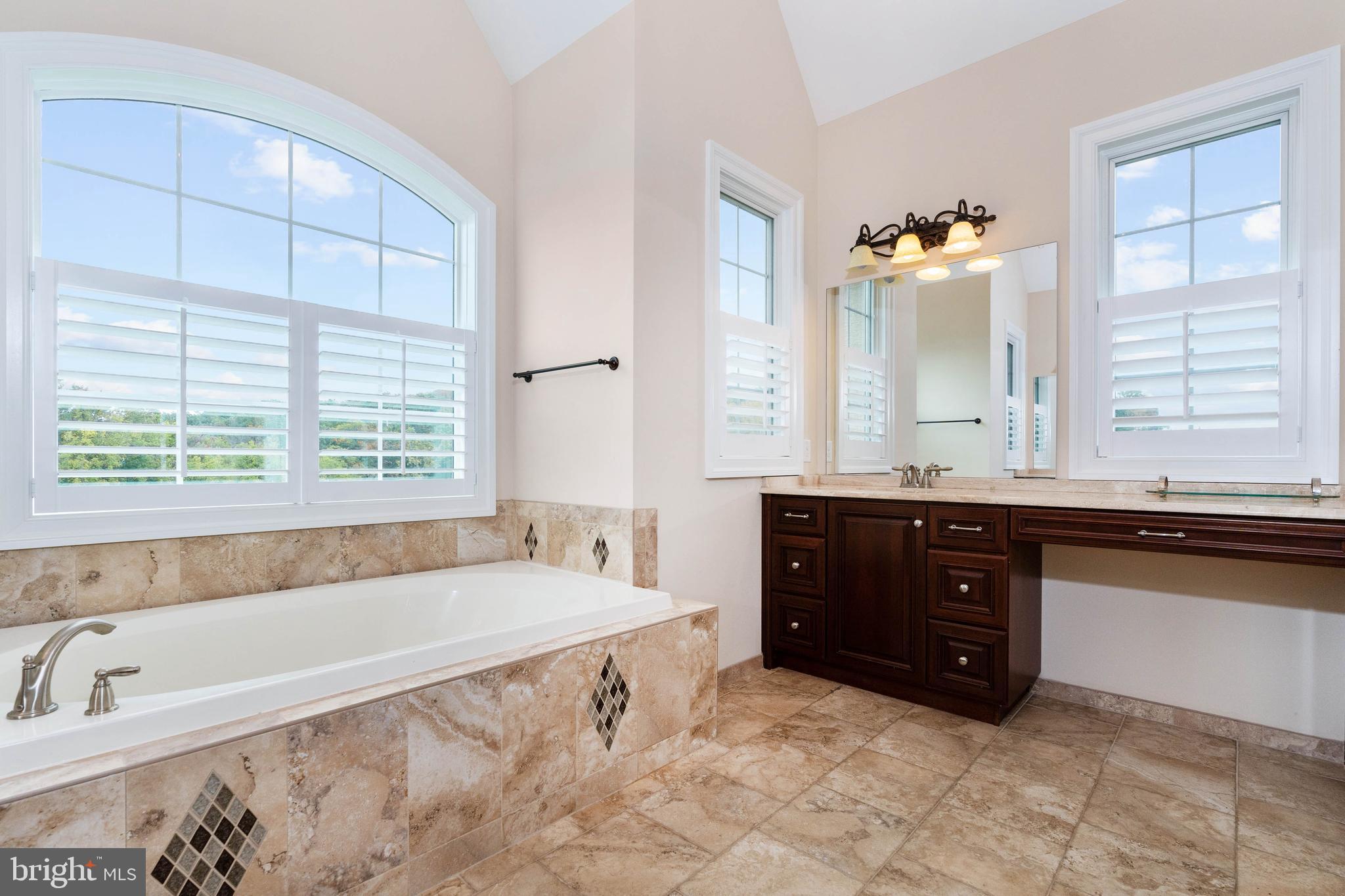 PARKER PRESERVE - Residential