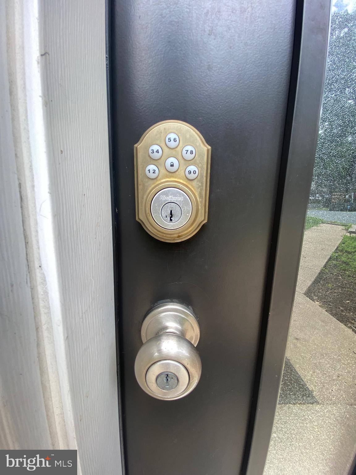 FRIENDLY HILLS - Residential Lease