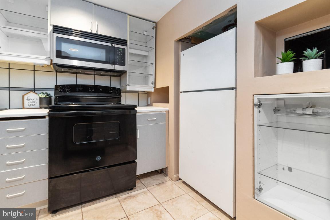 RIDGELY'S DELIGHT - Residential
