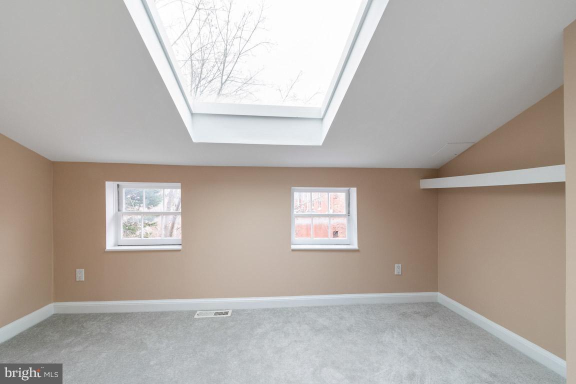 RIDGELY'S DELIGHT - Residential