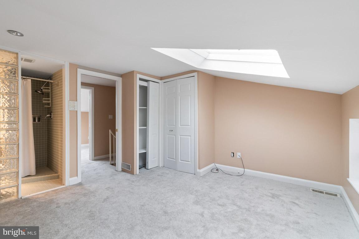 RIDGELY'S DELIGHT - Residential