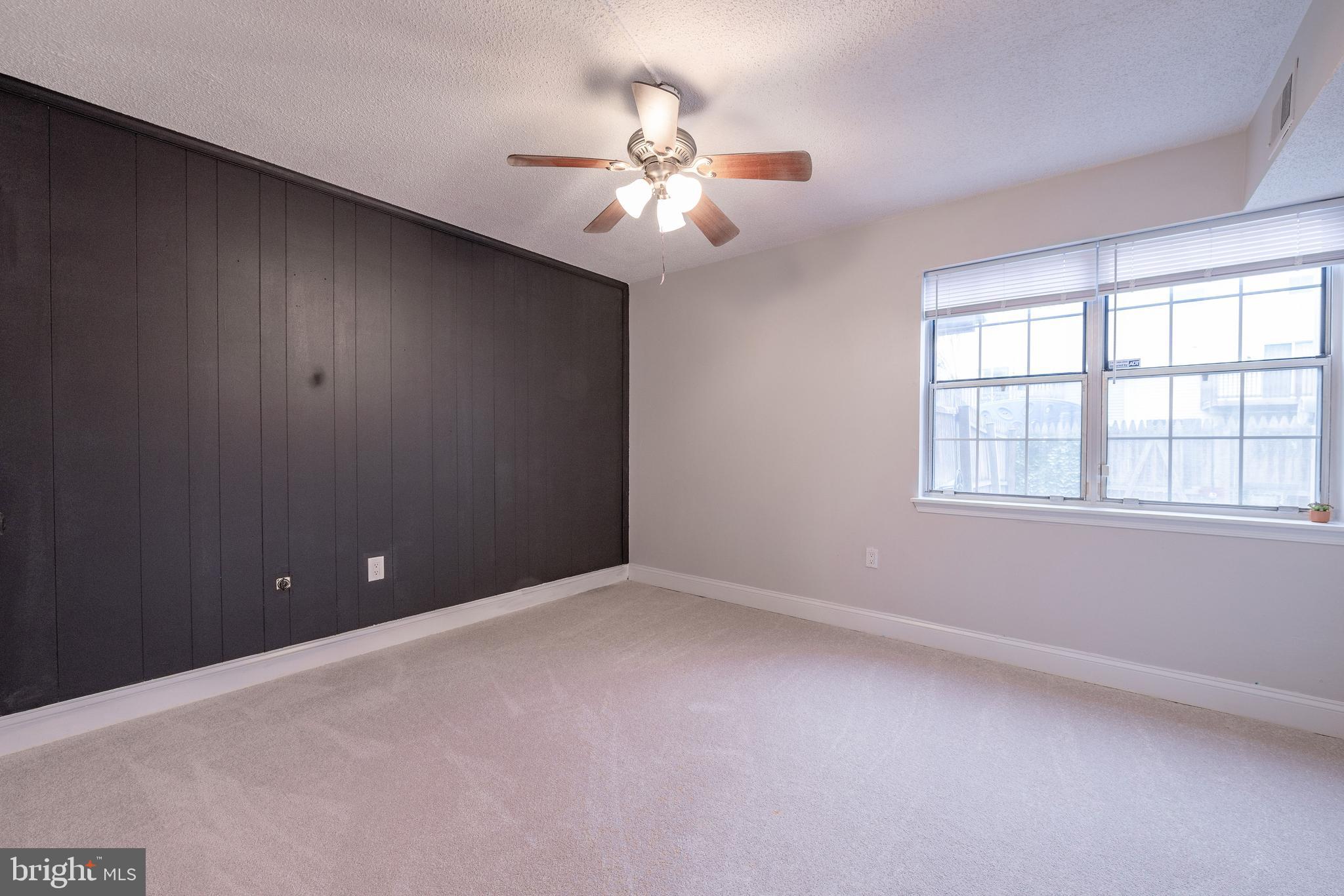 ARBORY CONDO-PHASE 9> - Residential