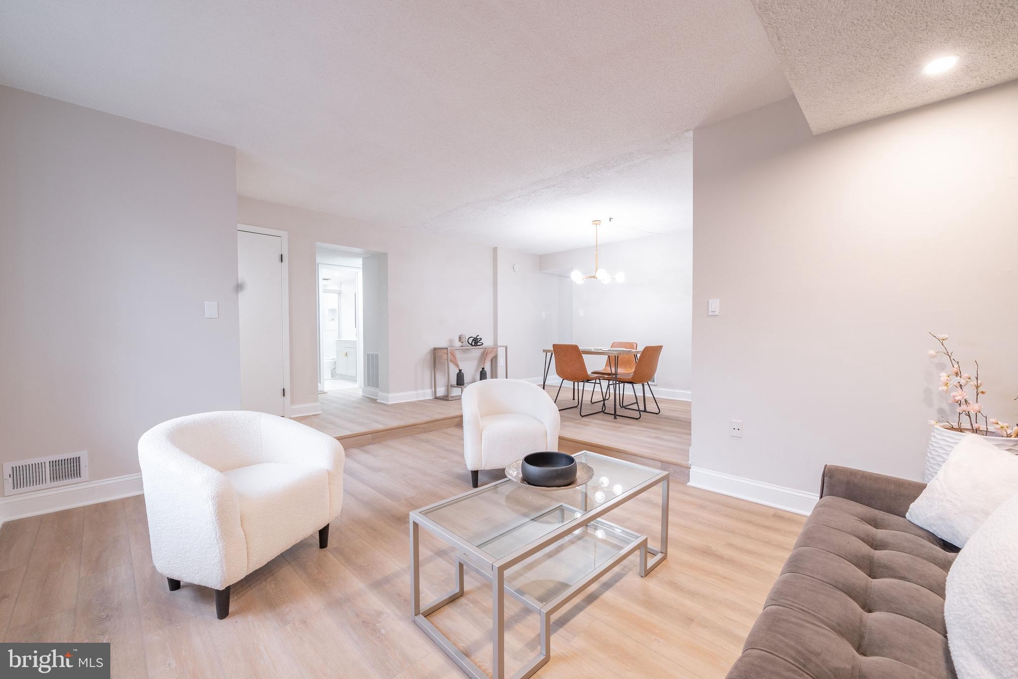 ARBORY CONDO-PHASE 9> - Residential