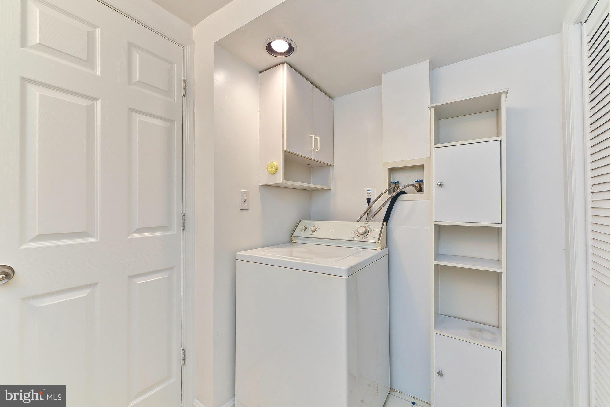 BUCKNELL MANOR - Residential