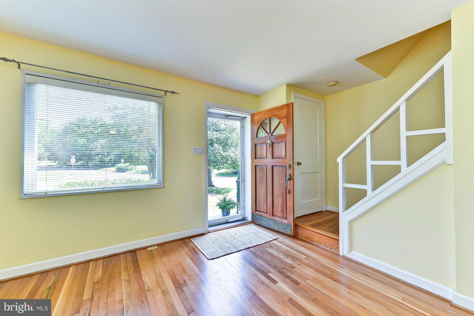 BUCKNELL MANOR - Residential