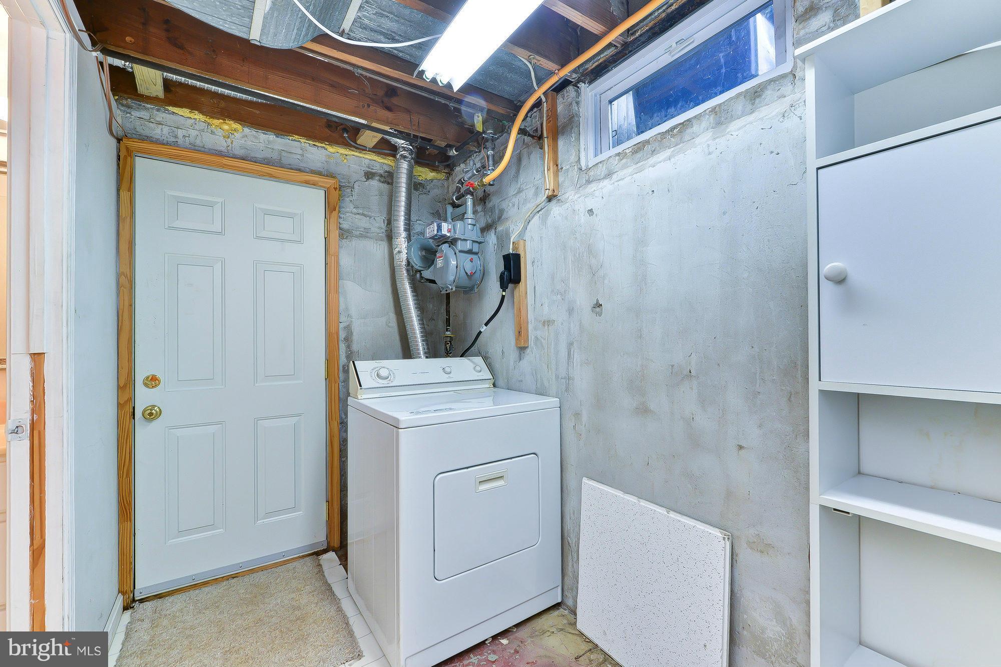 BUCKNELL MANOR - Residential