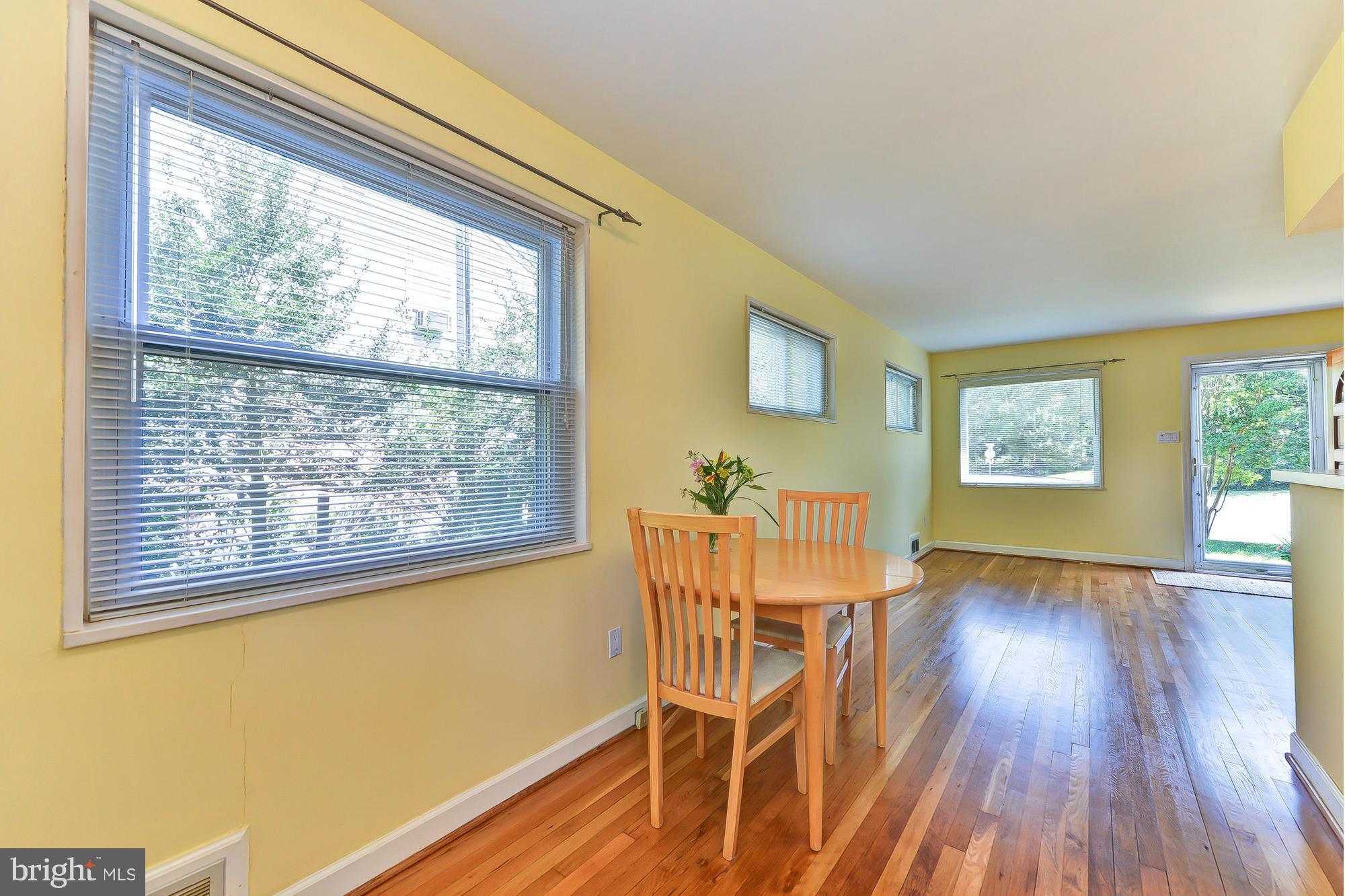 BUCKNELL MANOR - Residential