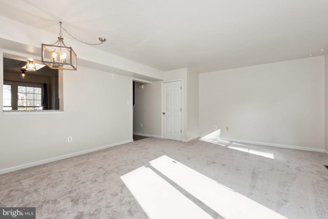 THE BLUFFS ELLICOTT MILL - Residential