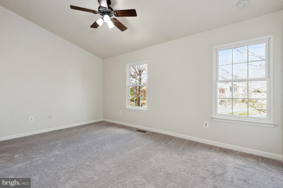 THE BLUFFS ELLICOTT MILL - Residential