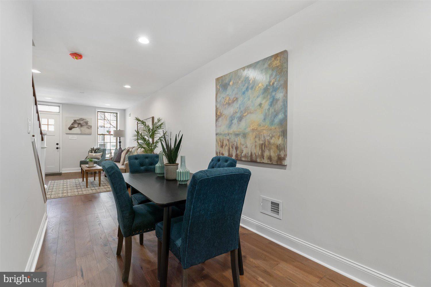 RIVERSIDE - Residential