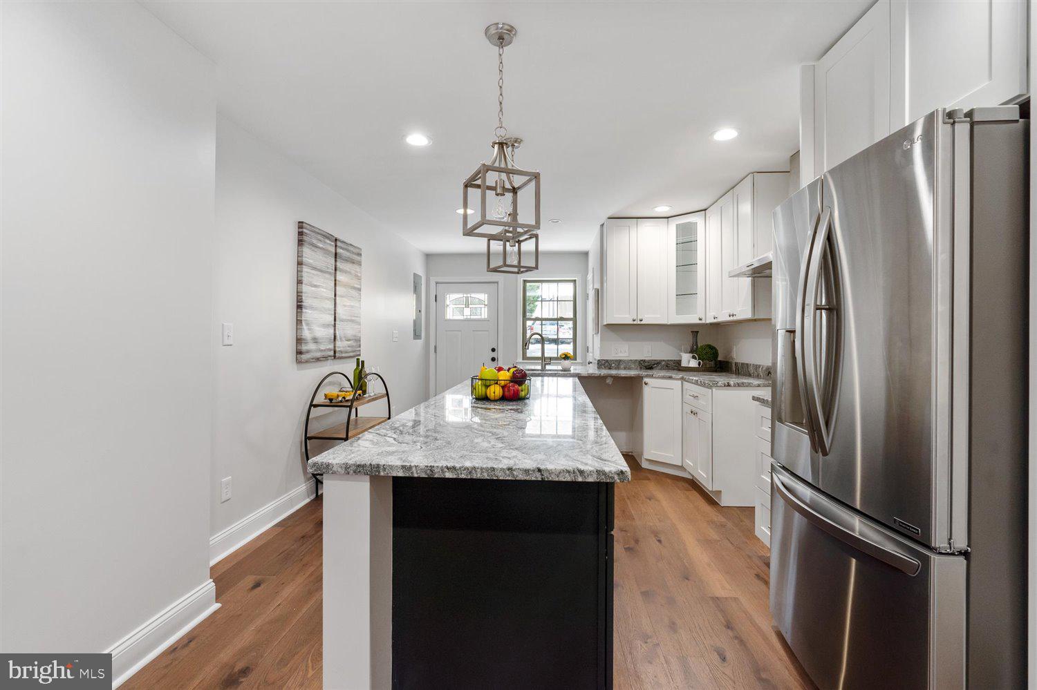 RIVERSIDE - Residential