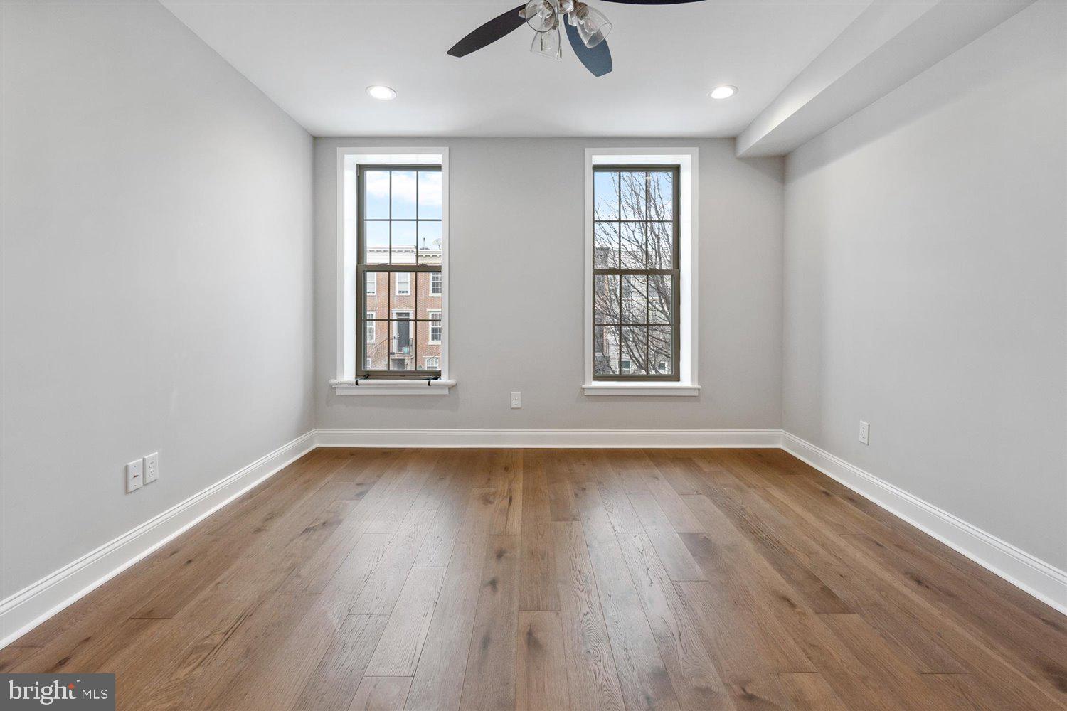 RIVERSIDE - Residential