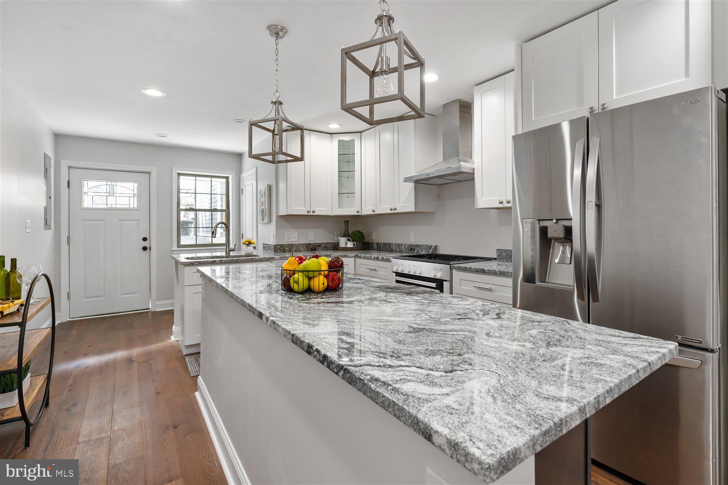 RIVERSIDE - Residential