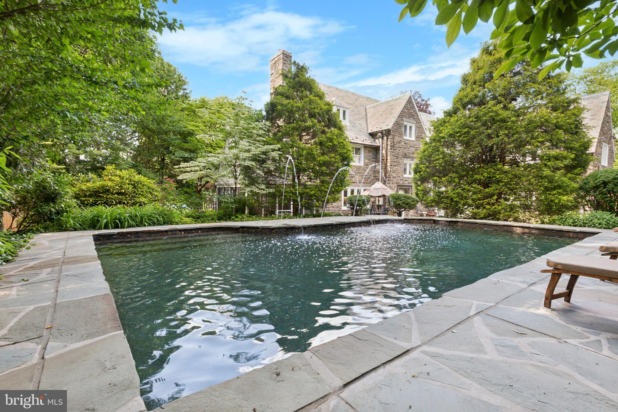 MERION STATION - Residential