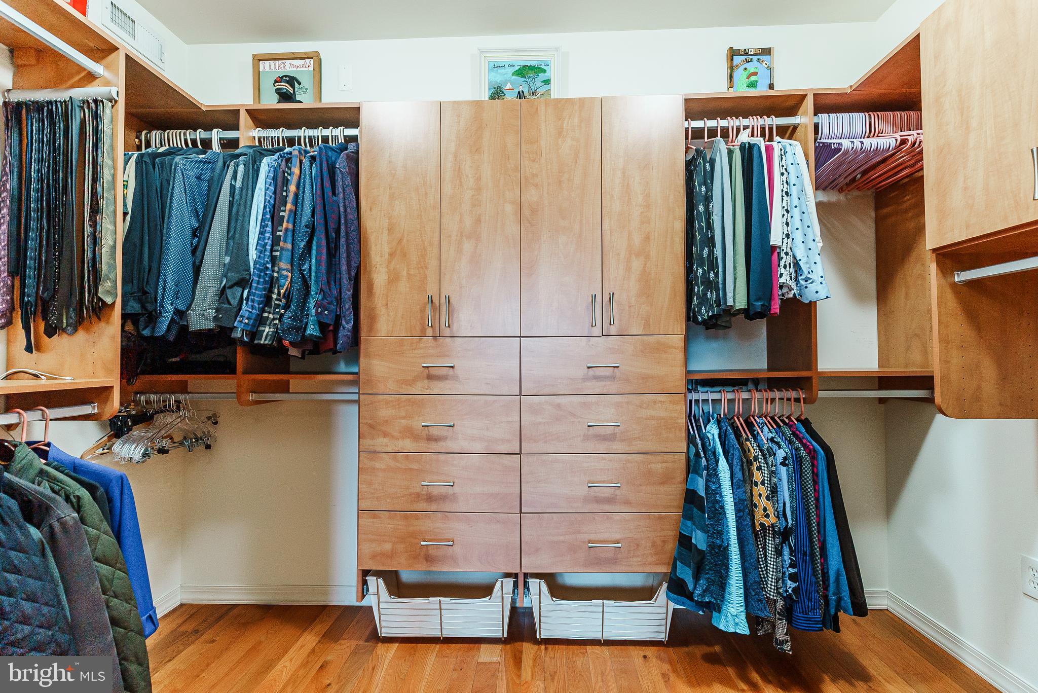 PASSYUNK SQUARE - Commercial Sale