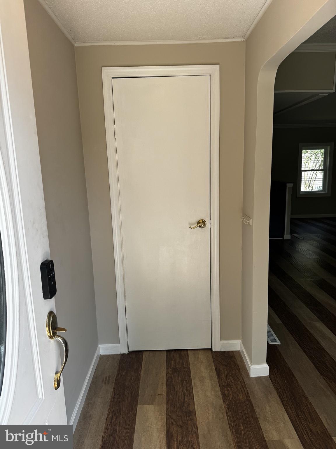 182 N THISTLE WAY 182