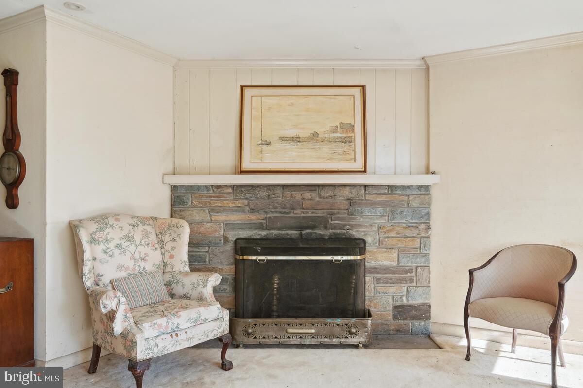 OLNEY OUTSIDE - Residential