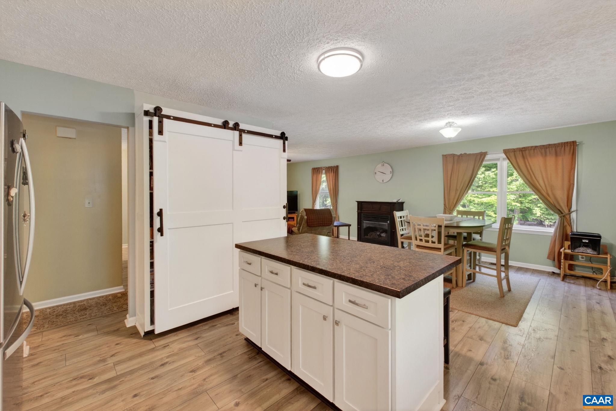 LAKE MONTICELLO - Residential