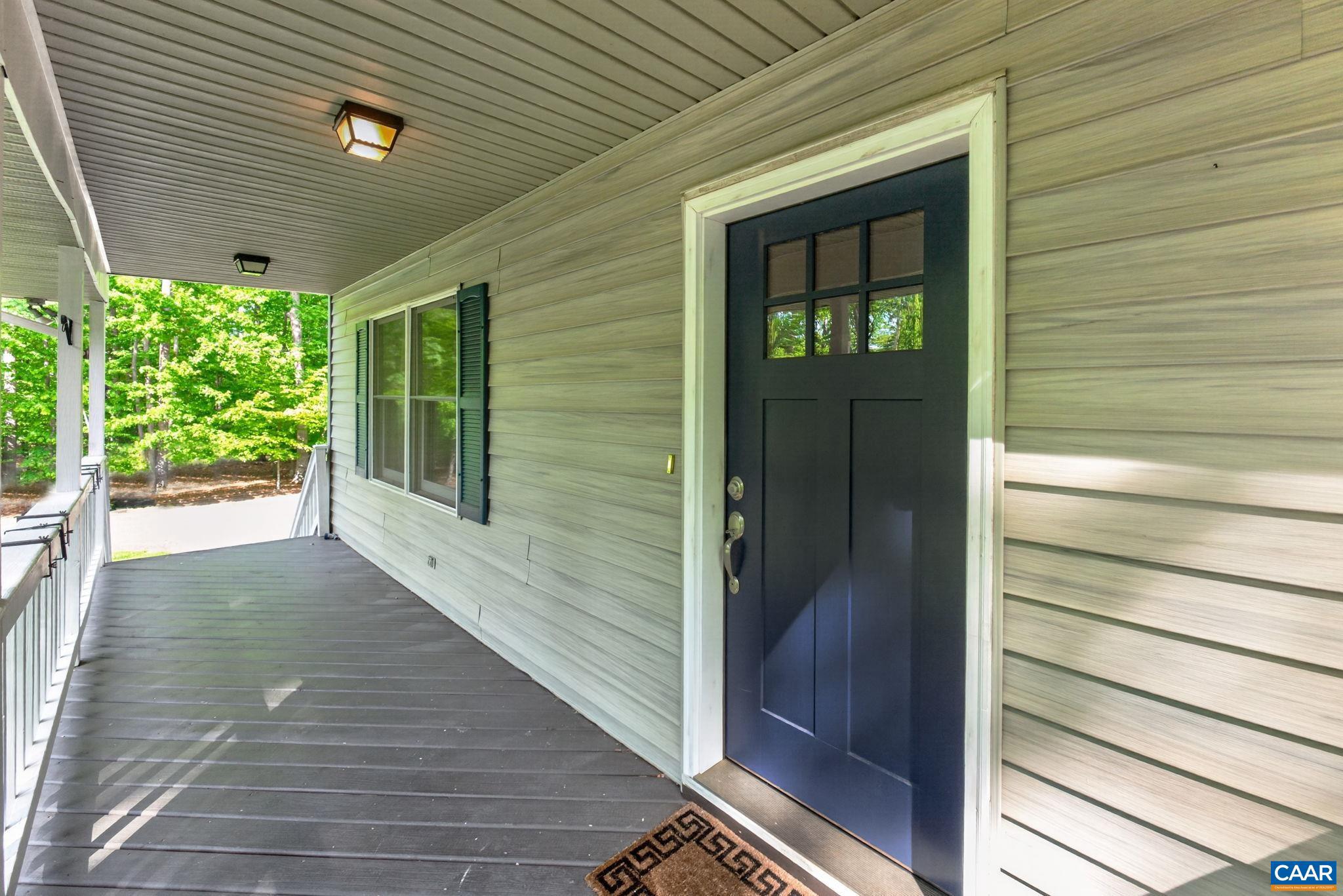 LAKE MONTICELLO - Residential