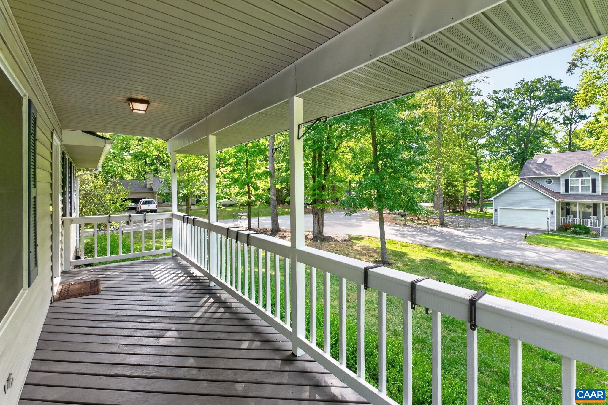 LAKE MONTICELLO - Residential