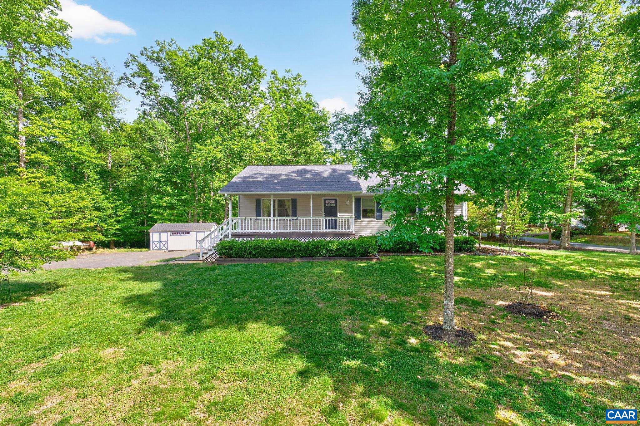 LAKE MONTICELLO - Residential