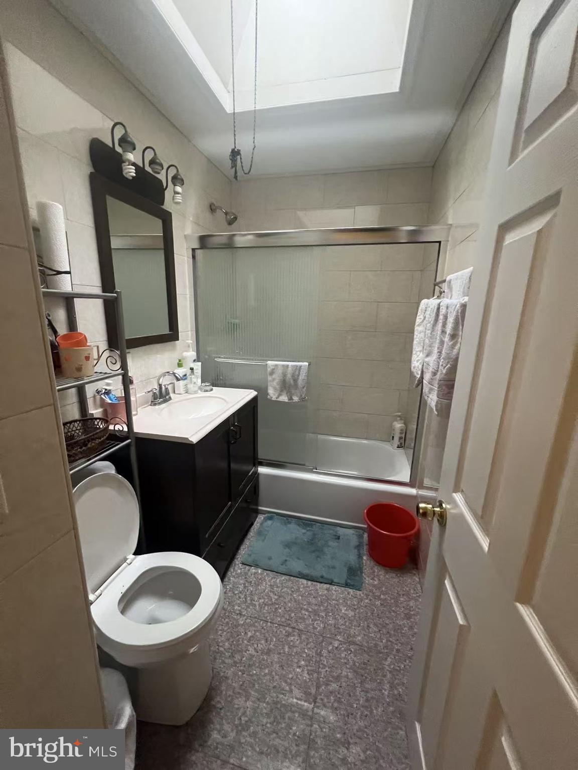 MAYFAIR - Residential