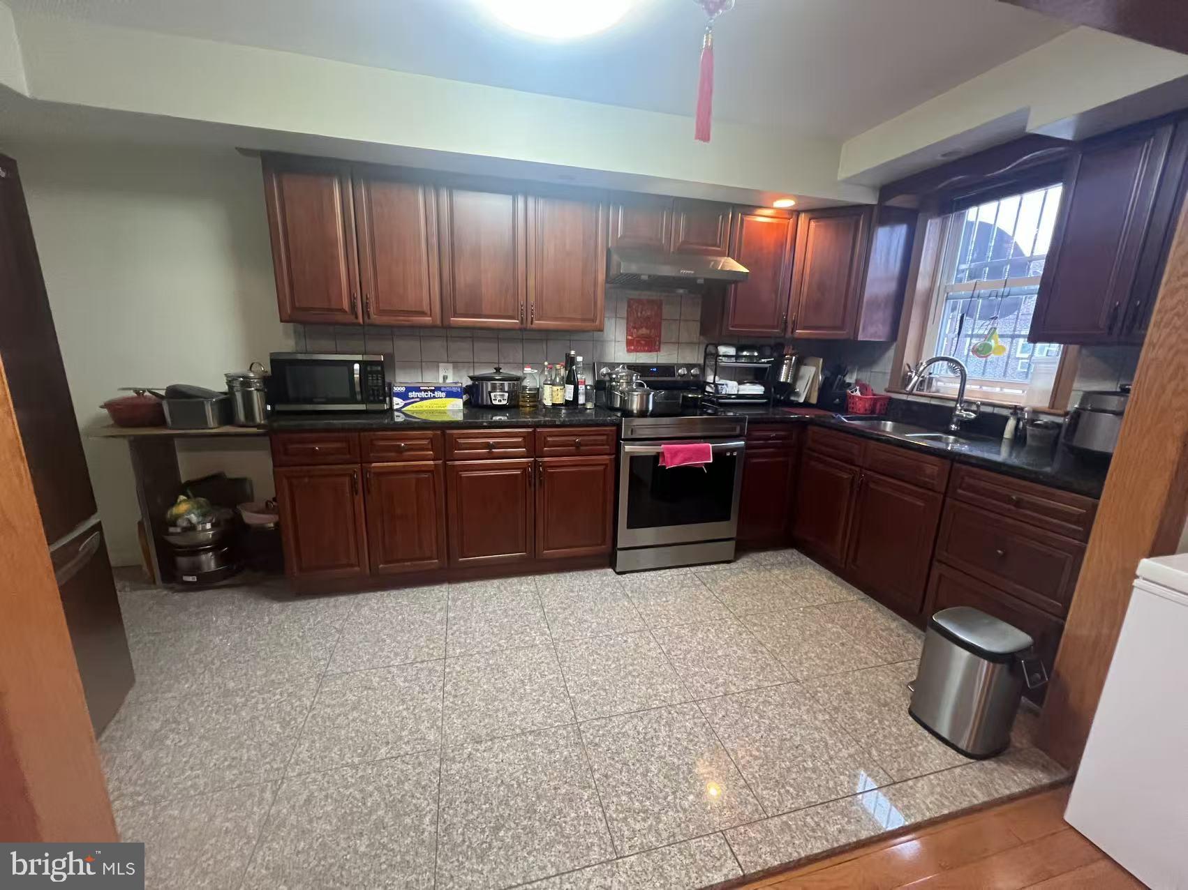 MAYFAIR - Residential