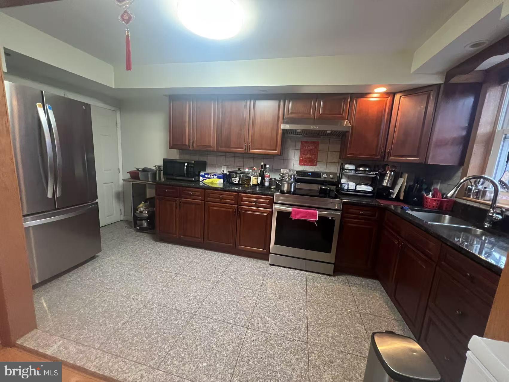 MAYFAIR - Residential