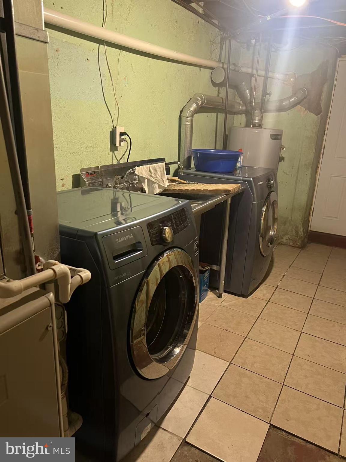 MAYFAIR - Residential