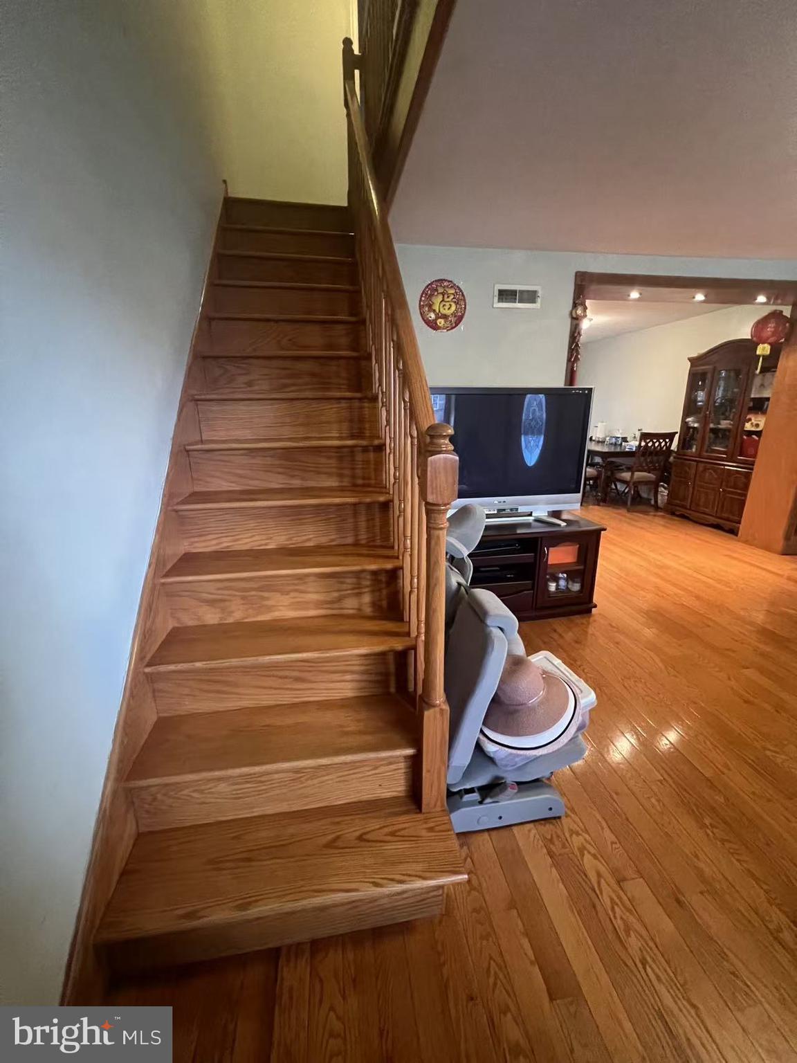 MAYFAIR - Residential