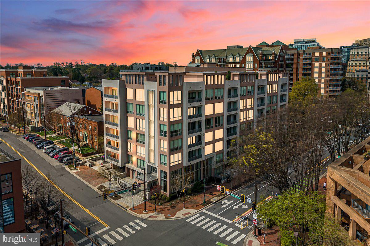 DOWNTOWN BETHESDA - Residential