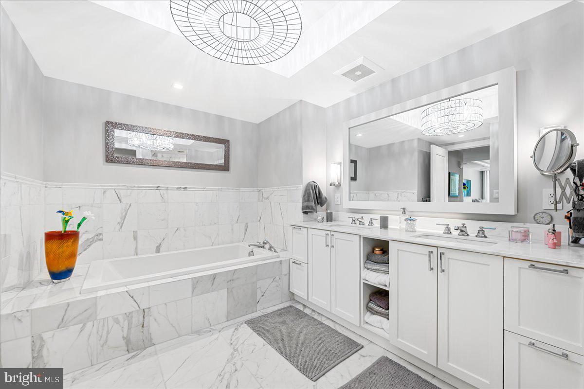 DOWNTOWN BETHESDA - Residential