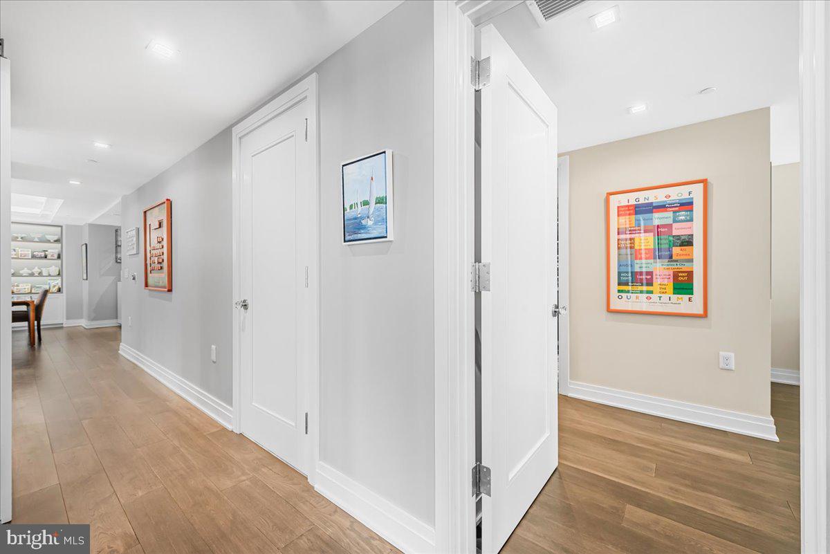 DOWNTOWN BETHESDA - Residential