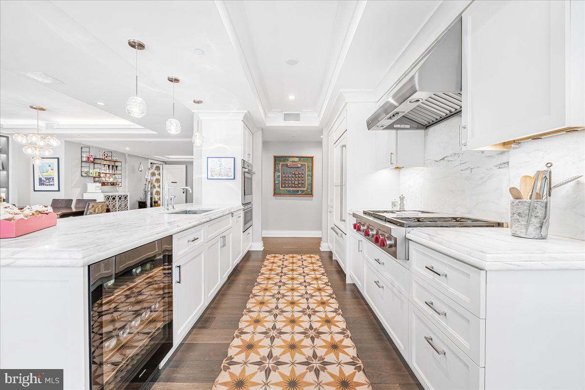 DOWNTOWN BETHESDA - Residential