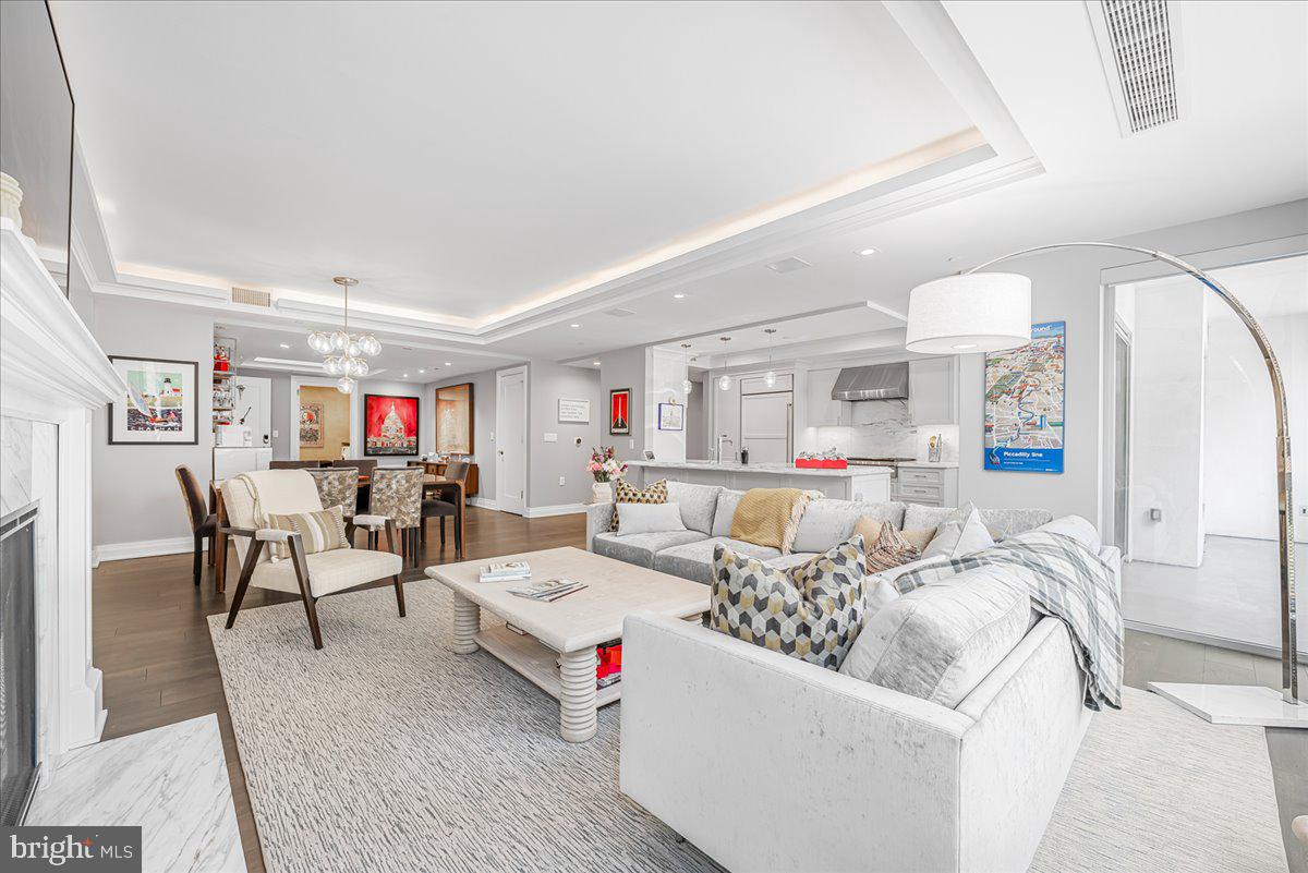 DOWNTOWN BETHESDA - Residential