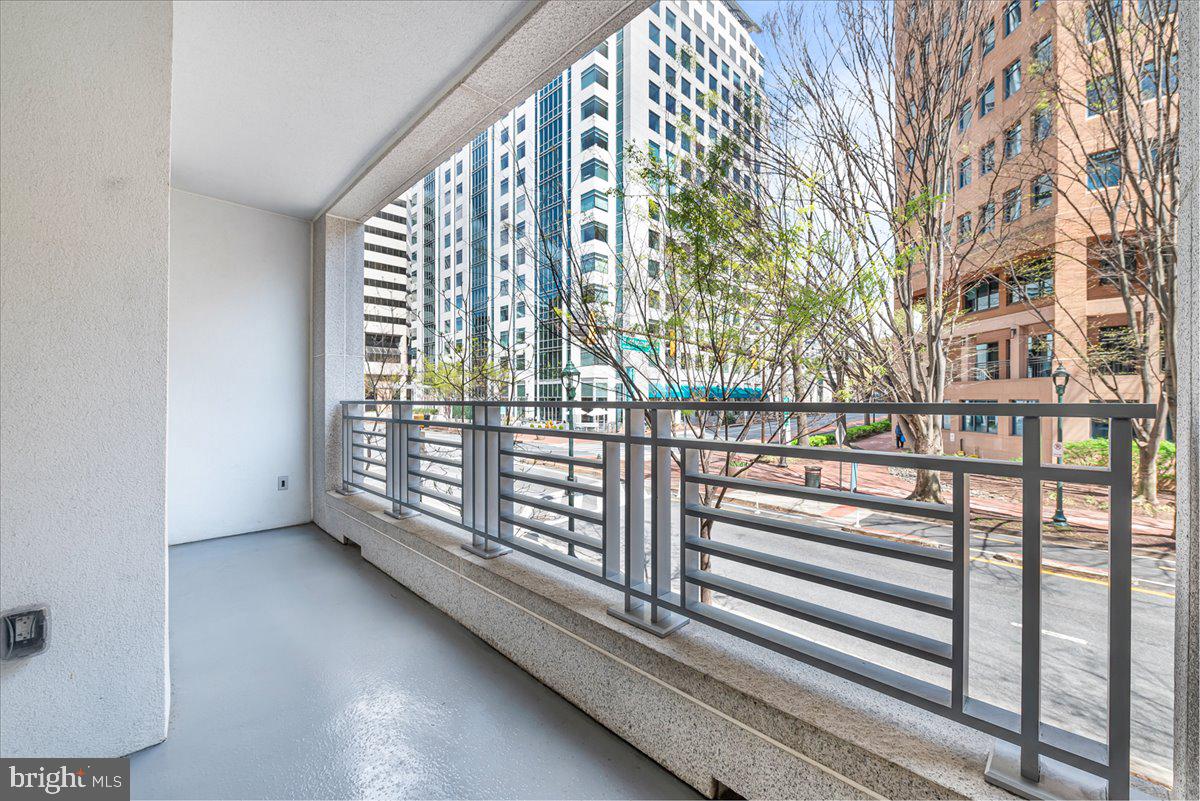 DOWNTOWN BETHESDA - Residential