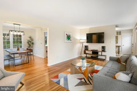 9700 Delamere Court, Rockville, MD 20850 - MLS#: MDMC2167132