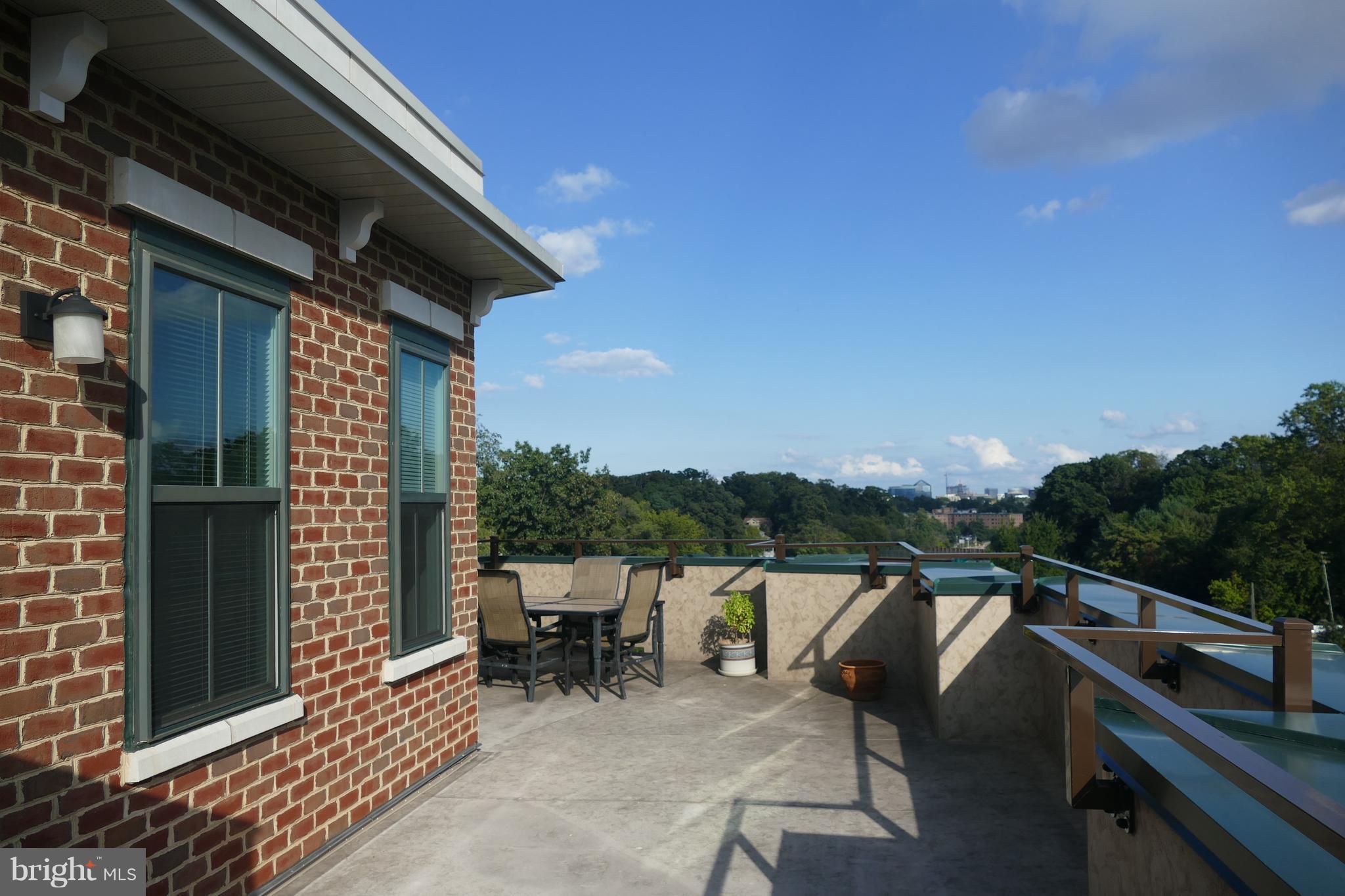 DOMINION HEIGHTS - Residential Lease