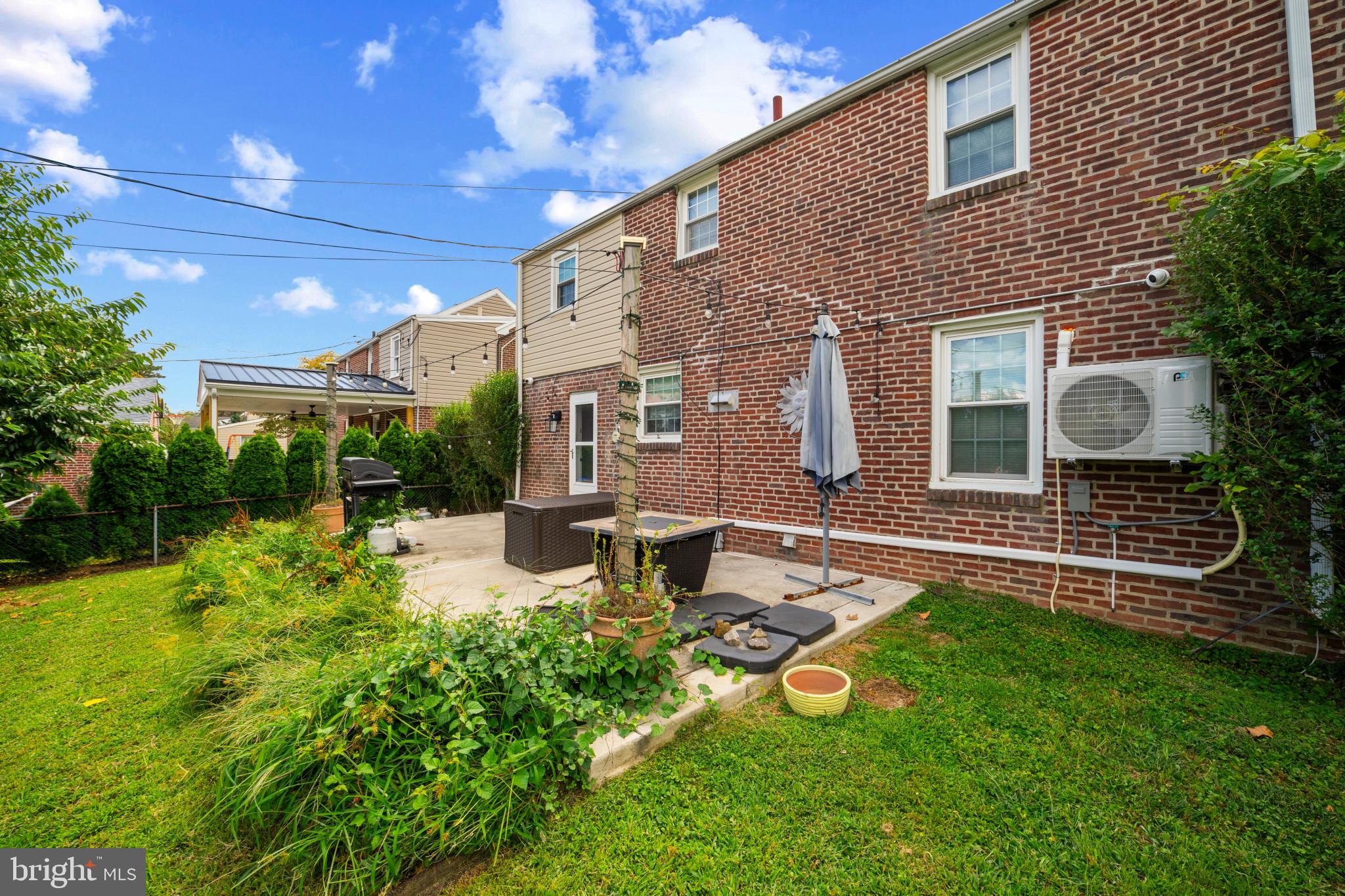 NEWTOWN SQ - Residential