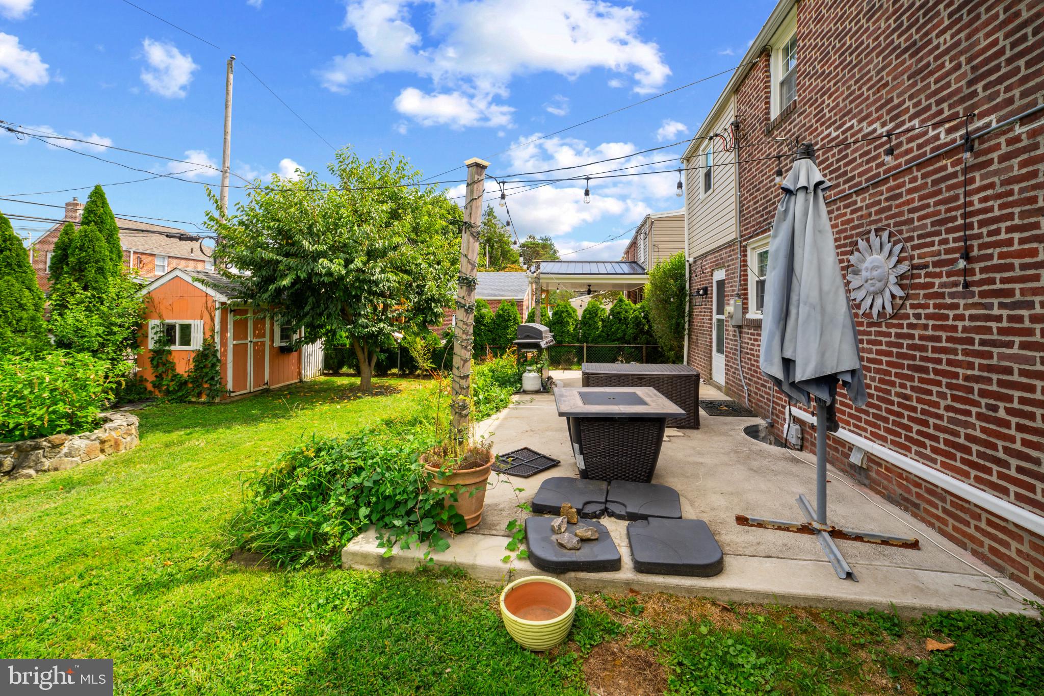 NEWTOWN SQ - Residential