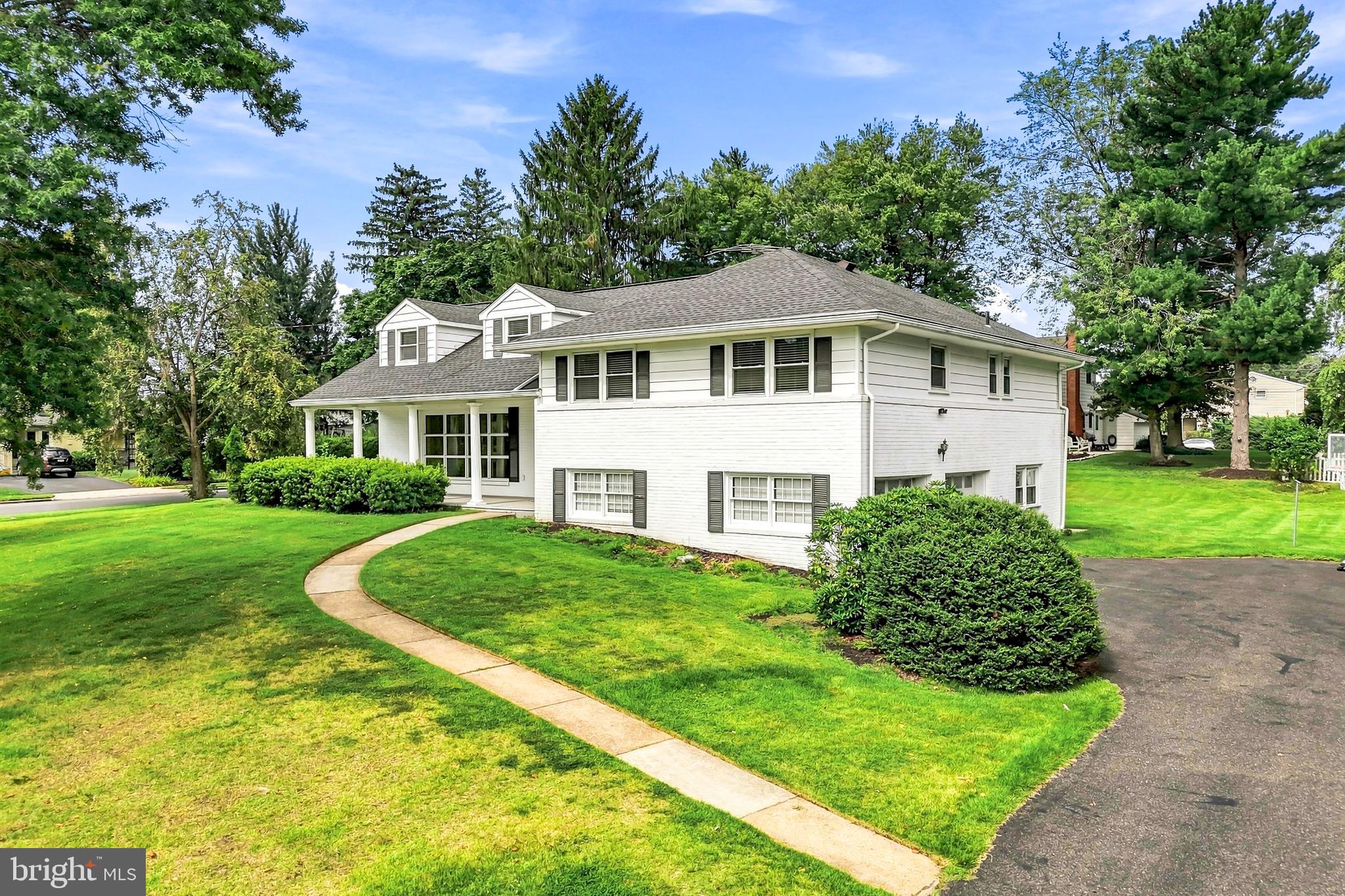 2500 SALEM DRIVE