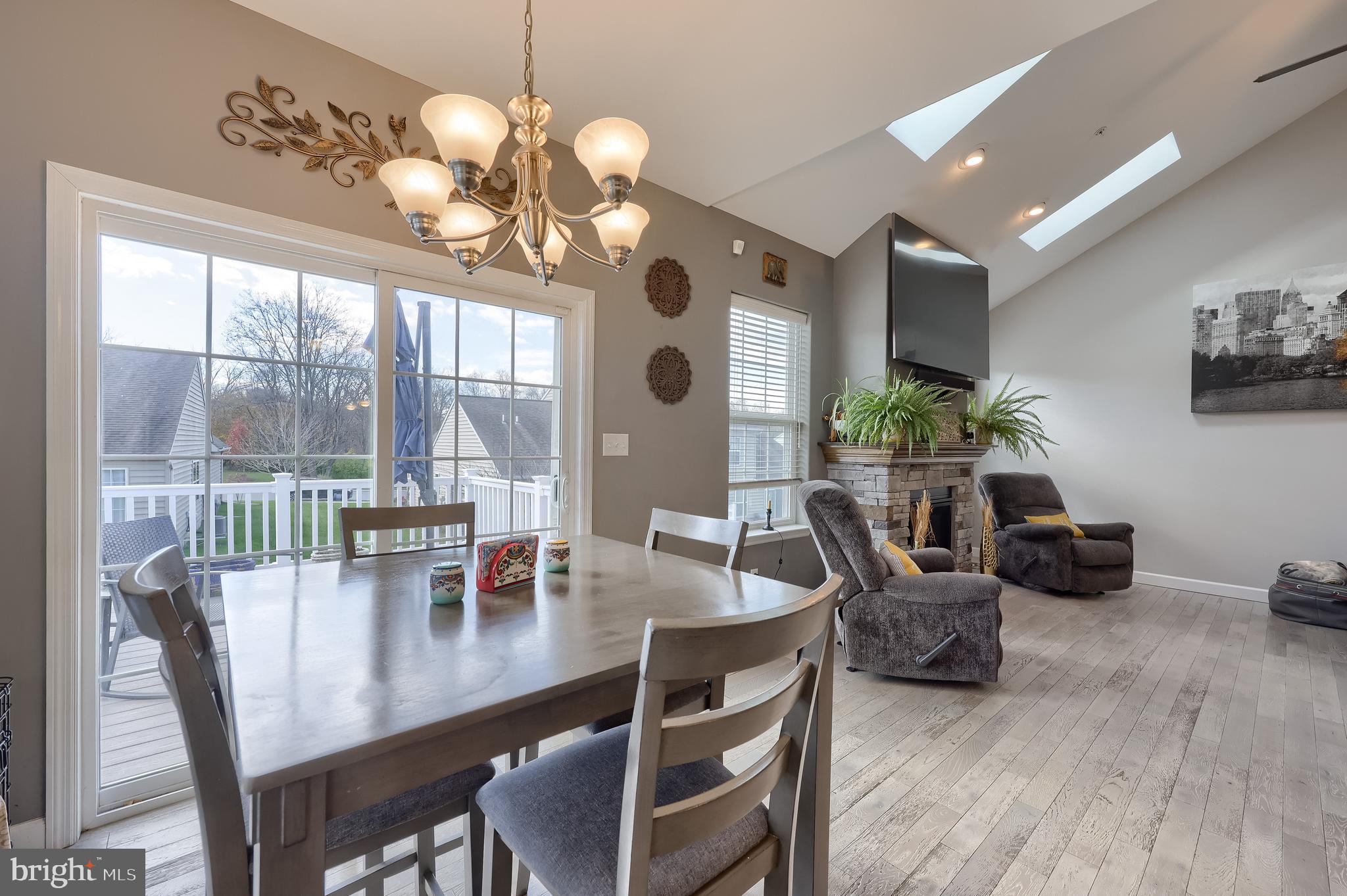 SOUTHERN VILLAGE - Residential