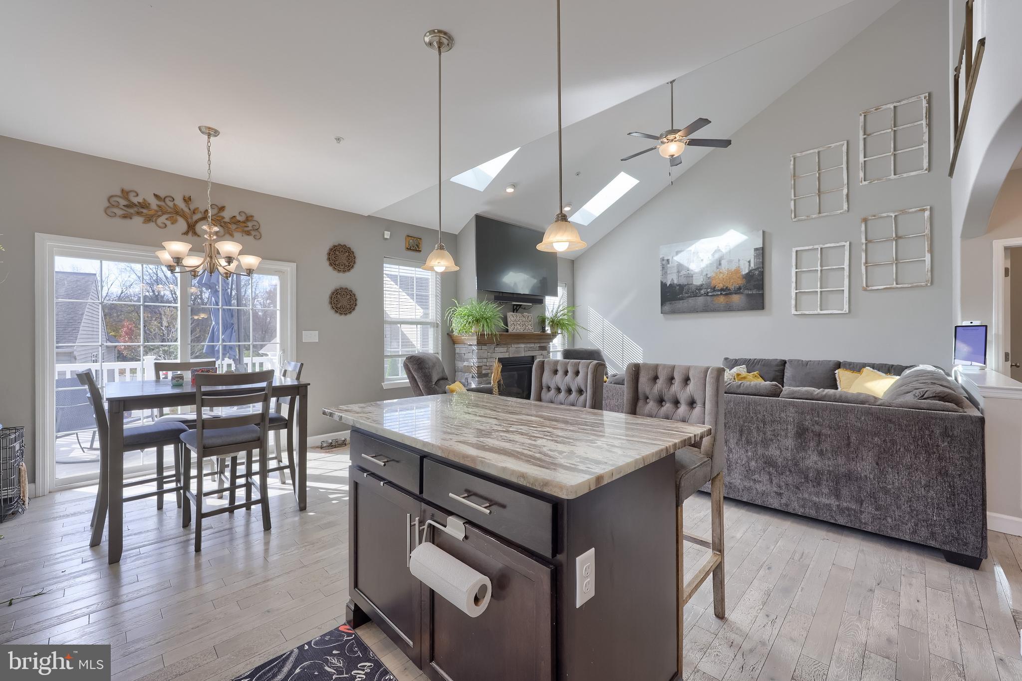 SOUTHERN VILLAGE - Residential