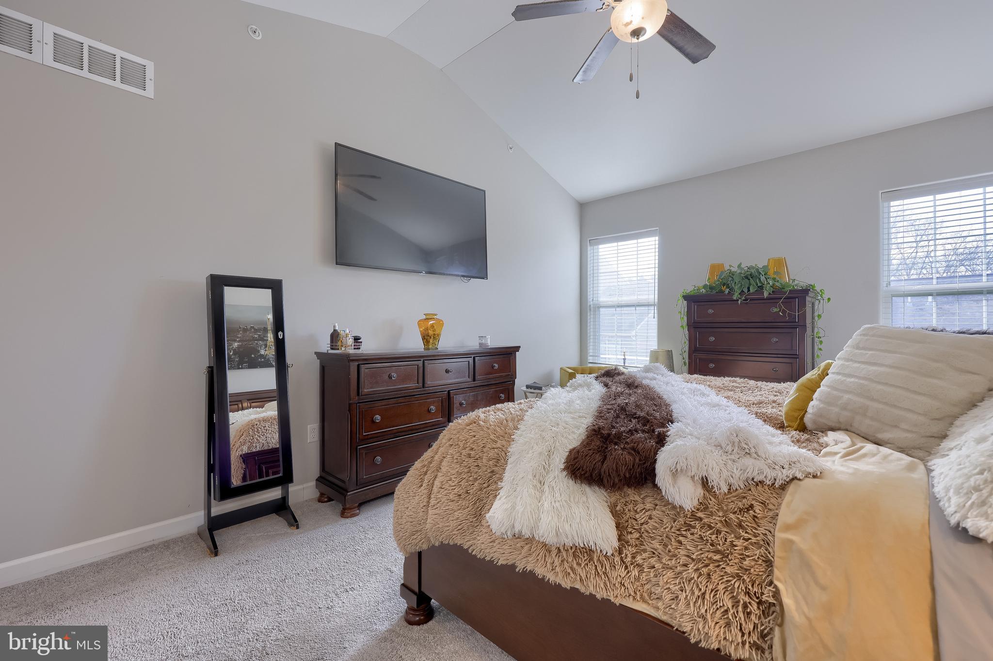 SOUTHERN VILLAGE - Residential