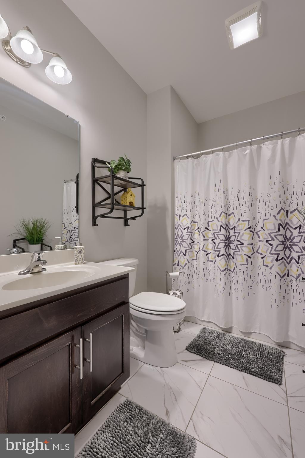 SOUTHERN VILLAGE - Residential